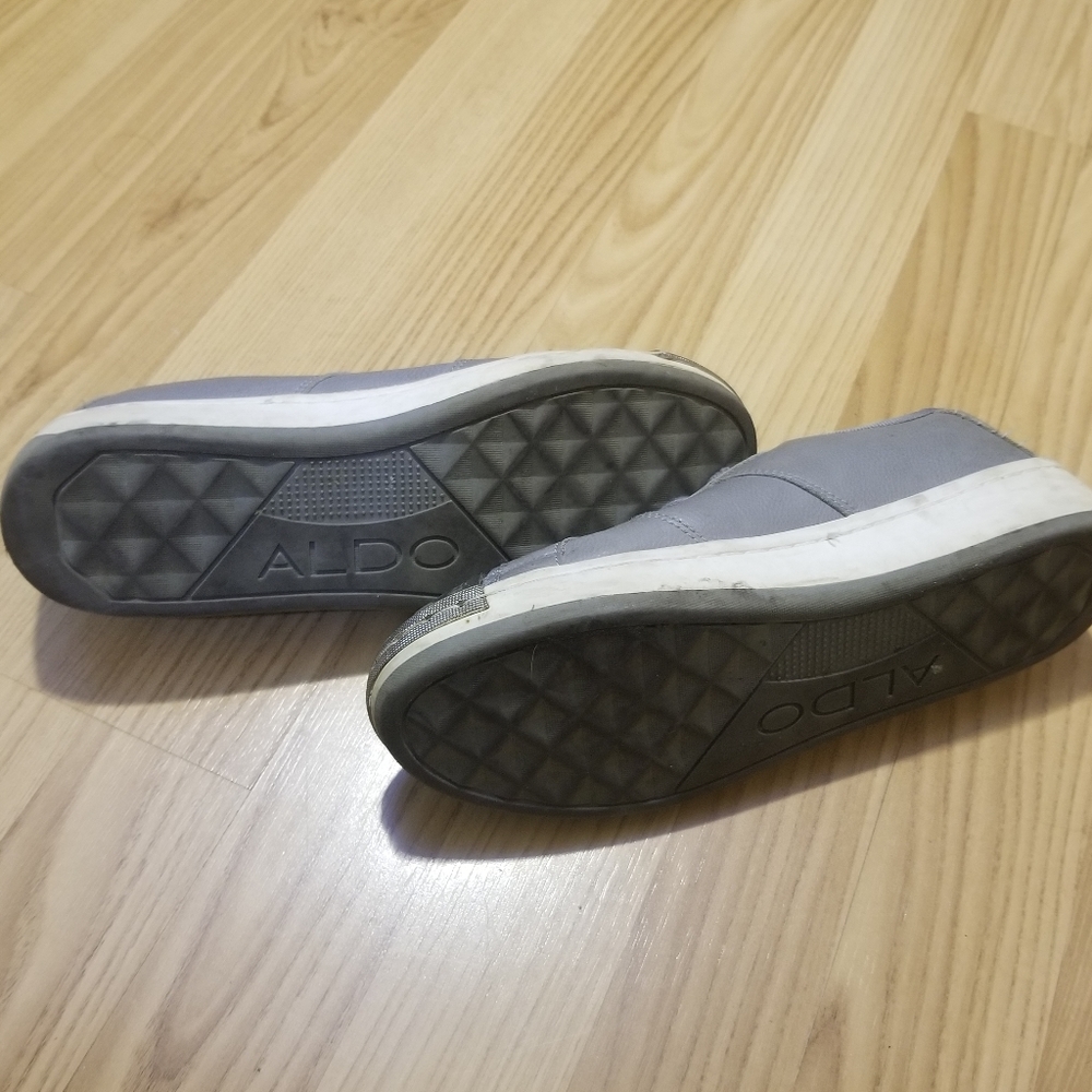 Shoes - Picture 3 of 3